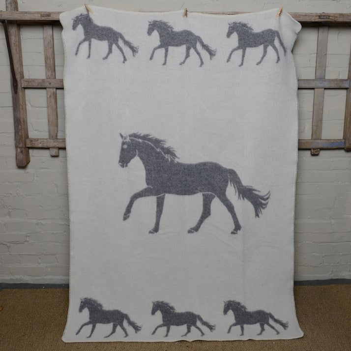 Pure New Wool Grey Horse Blanket - Gallop Guru